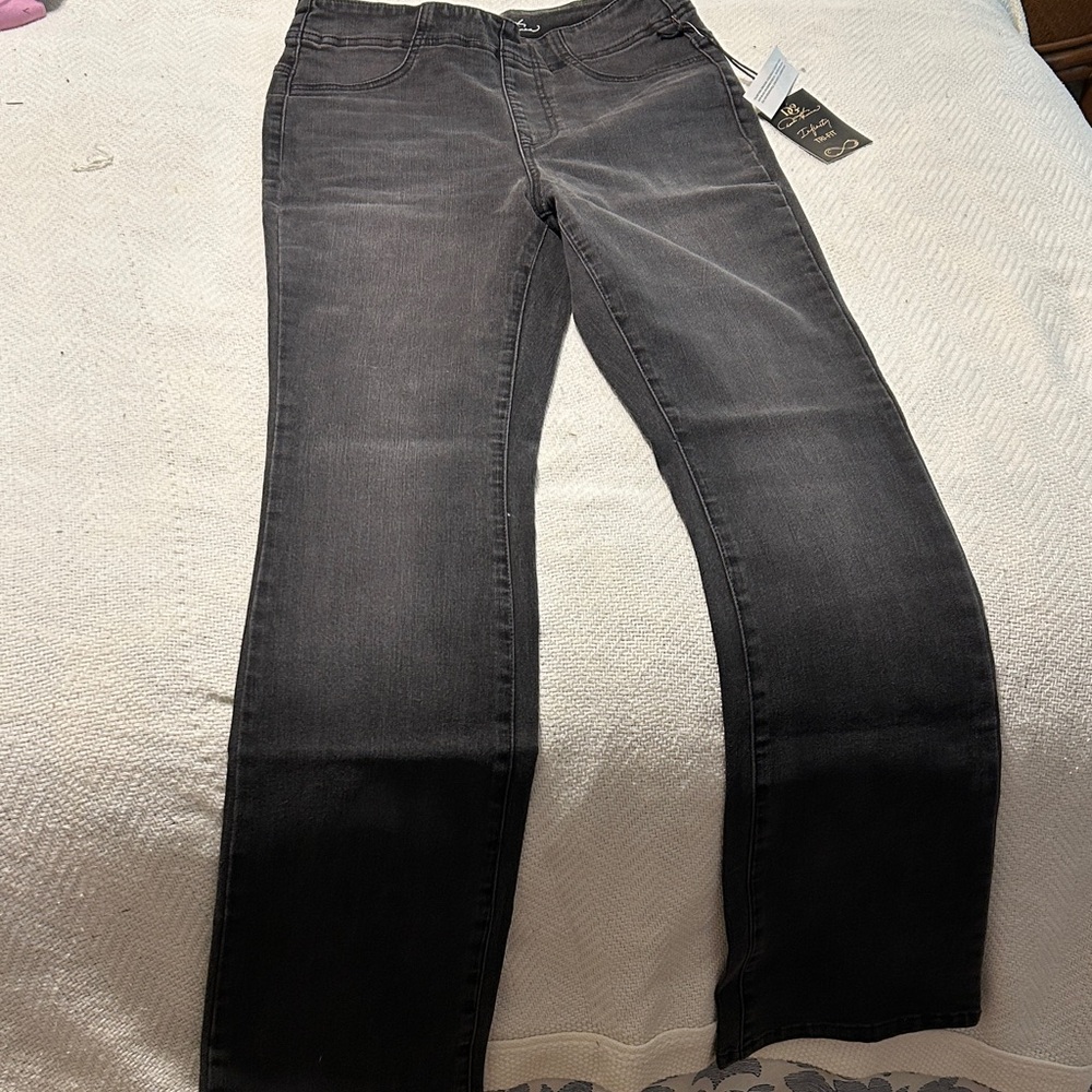 Tall Gals Look - Stylish Comfy Women's Black Jeans